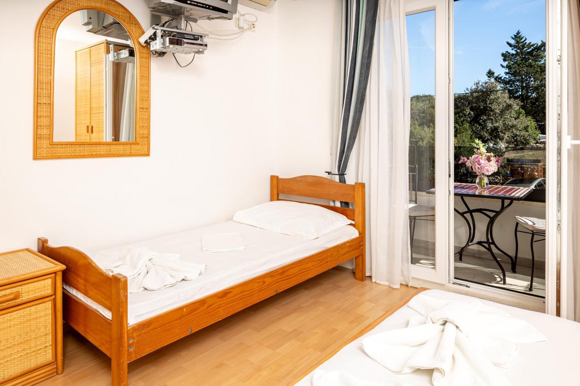 Timun Hotel 3*