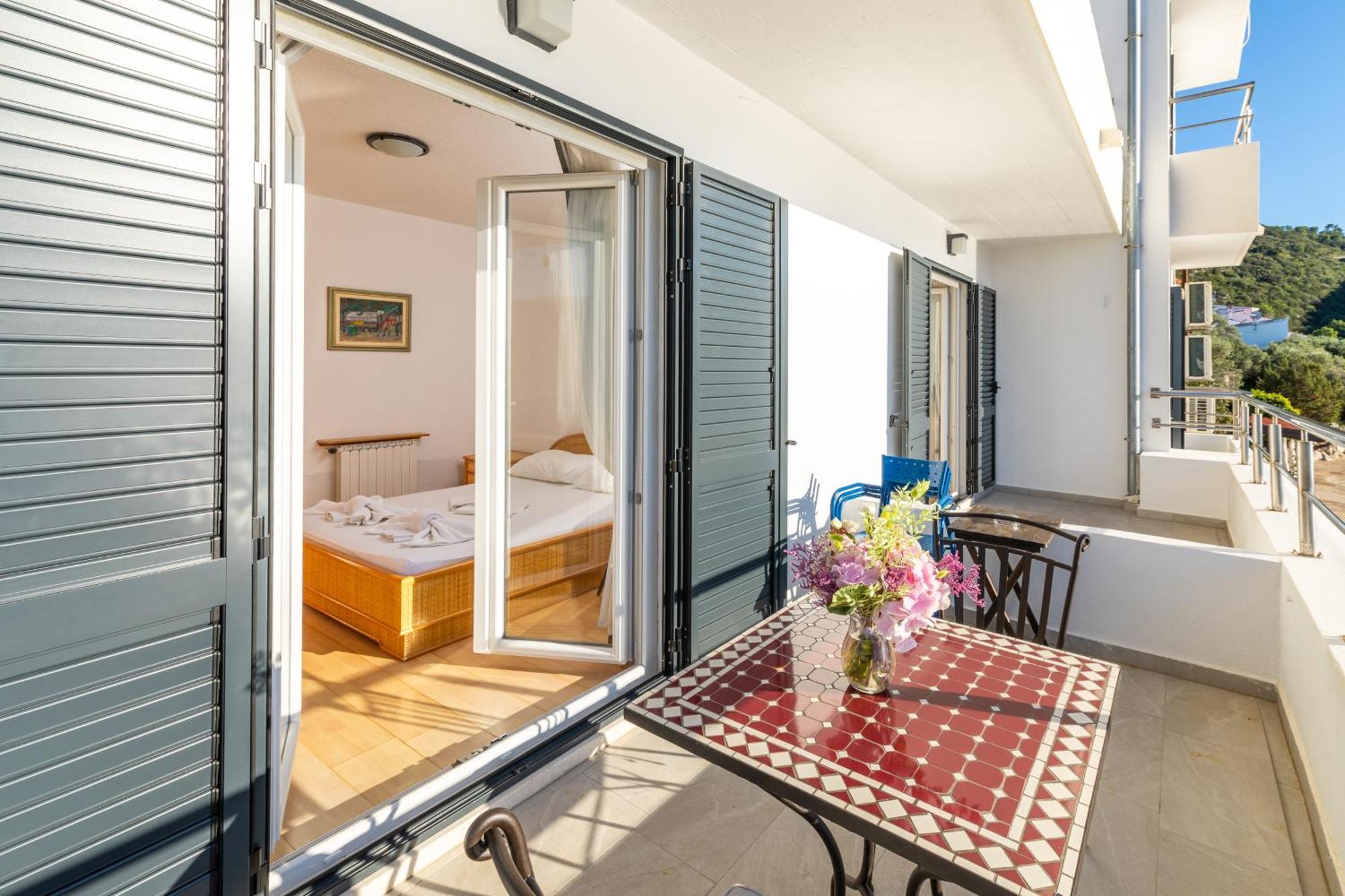 Timun Hotel 3*